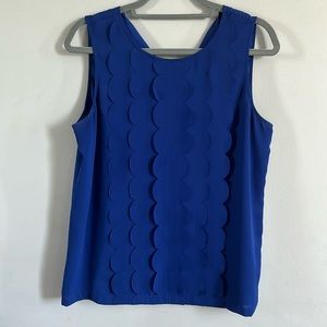 Banana Republic Women Sleeveless Blue Top size Medium with scallop design